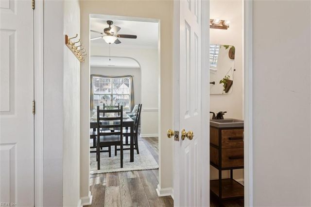 839 Wyemouth DR, Newport News, VA 23602