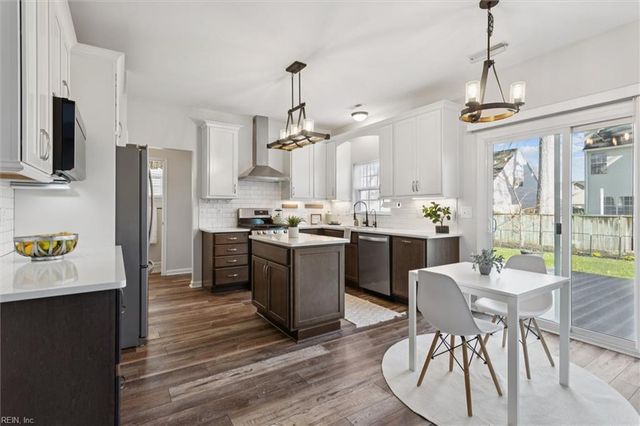 839 Wyemouth DR, Newport News, VA 23602