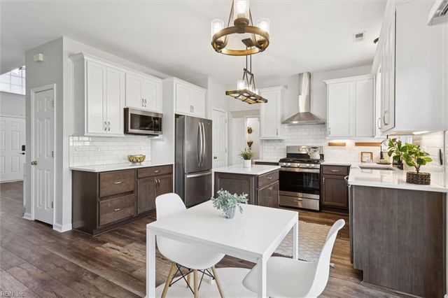 839 Wyemouth DR, Newport News, VA 23602