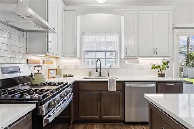 839 Wyemouth DR, Newport News, VA 23602