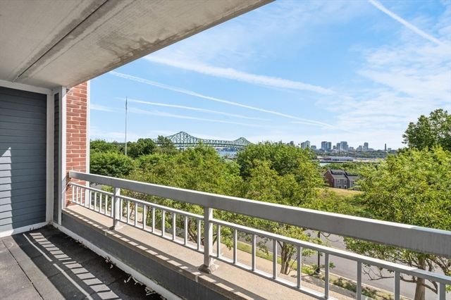 50 Boatswains Way 204, Chelsea, MA 02150