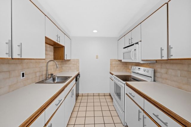 50 Boatswains Way 204, Chelsea, MA 02150