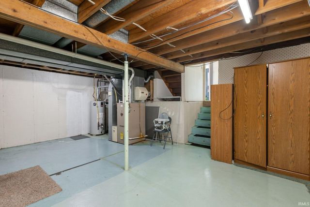 57092 County Road 35, Middlebury, IN 46540