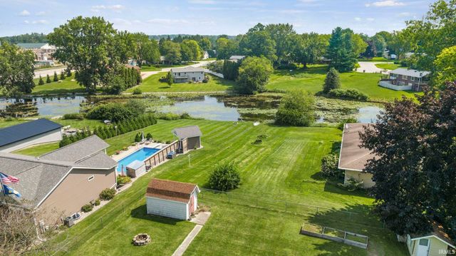 57092 County Road 35, Middlebury, IN 46540