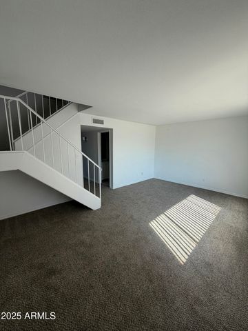 4858 W ROSE Lane, Glendale, AZ 85301