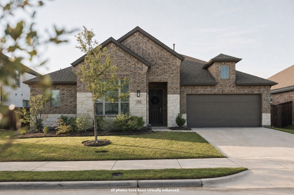1716 Everglades Drive, Forney, TX 75126