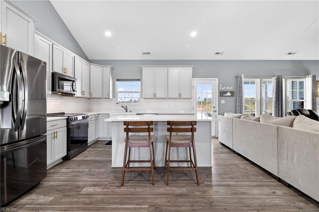 3951 Carolina RD, Suffolk, VA 23434