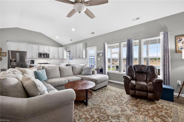 3951 Carolina RD, Suffolk, VA 23434