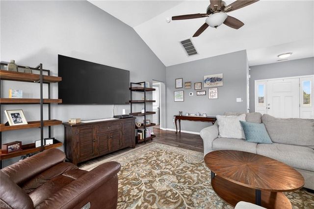 3951 Carolina RD, Suffolk, VA 23434