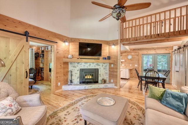 299 Craig Thompson Drive, Blairsville, GA 30512