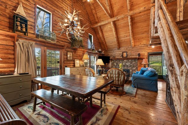 28617 Fox Fire Road, Shell Knob, MO 65747