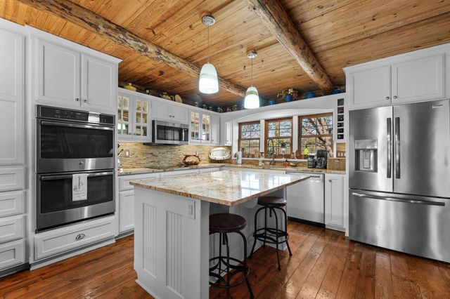 28617 Fox Fire Road, Shell Knob, MO 65747