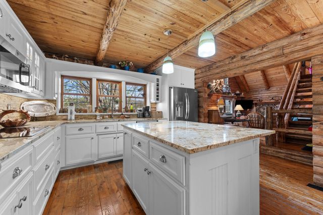 28617 Fox Fire Road, Shell Knob, MO 65747