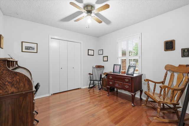 2604 Meadow Place, Bedford, TX 76021