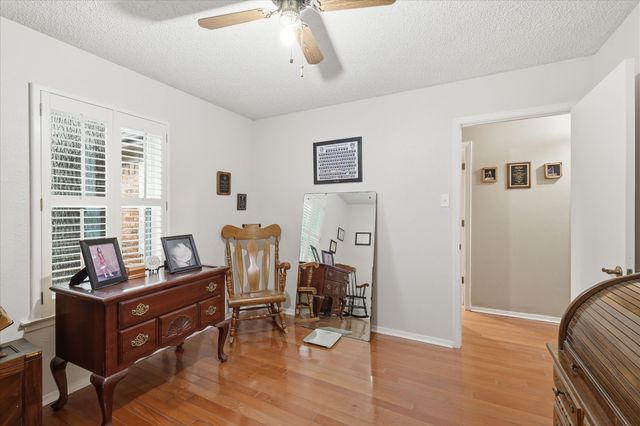 2604 Meadow Place, Bedford, TX 76021