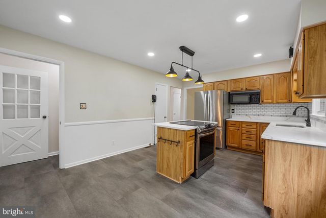 14009 BLENHEIM RD N, Phoenix, MD 21131