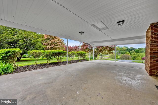 14009 BLENHEIM RD N, Phoenix, MD 21131