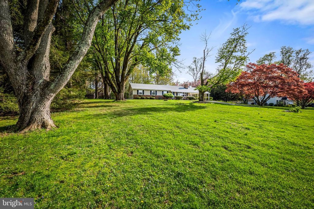 14009 BLENHEIM RD N, Phoenix, MD 21131