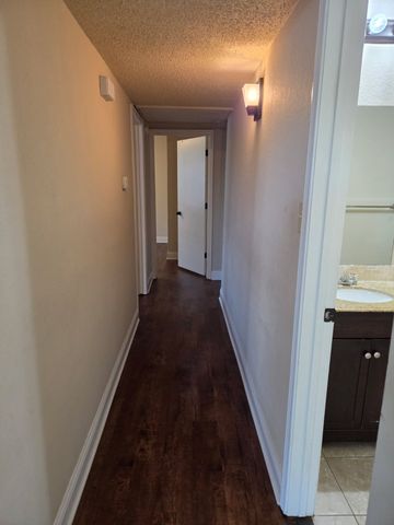 7326 NE Loop 820, North Richland Hills, TX 76180