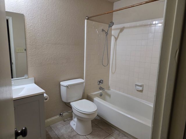 7326 NE Loop 820, North Richland Hills, TX 76180