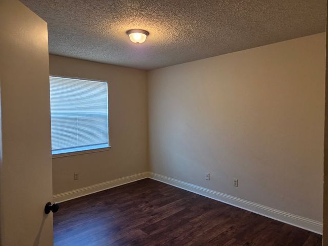 7326 NE Loop 820, North Richland Hills, TX 76180