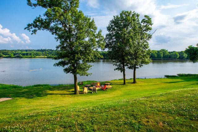 11 River Row, Ottawa, IL 61350