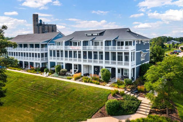 11 River Row, Ottawa, IL 61350