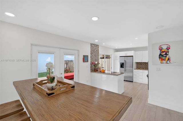 13758 SW 160th Ter, Miami, FL 33177