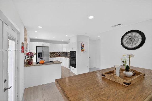 13758 SW 160th Ter, Miami, FL 33177