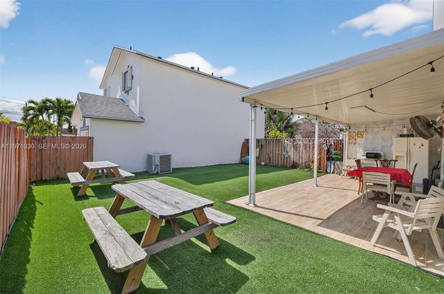 13758 SW 160th Ter, Miami, FL 33177