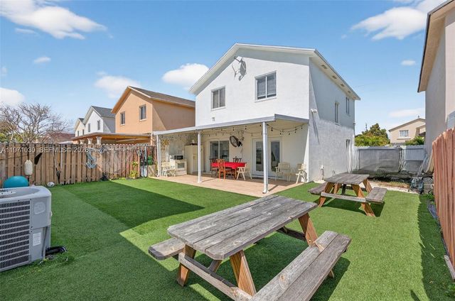 13758 SW 160th Ter, Miami, FL 33177