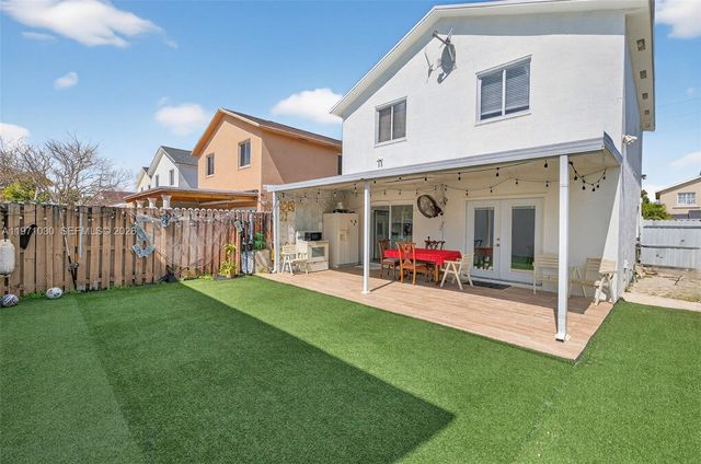 13758 SW 160th Ter, Miami, FL 33177