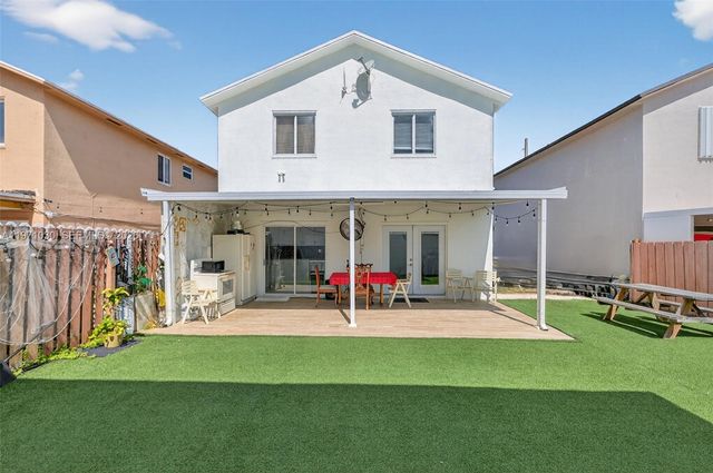 13758 SW 160th Ter, Miami, FL 33177