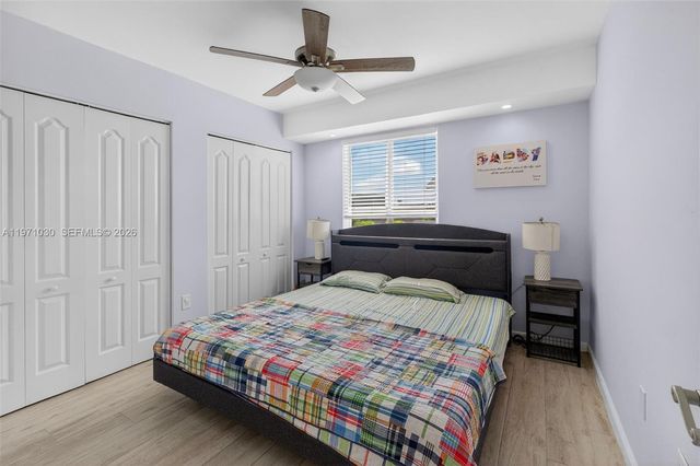 13758 SW 160th Ter, Miami, FL 33177