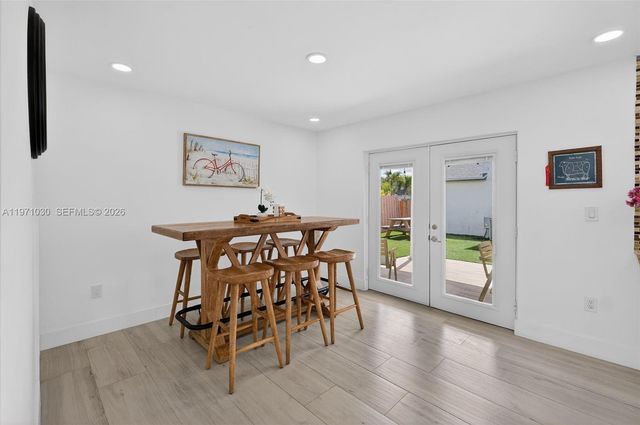 13758 SW 160th Ter, Miami, FL 33177