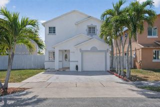 13758 SW 160th Ter, Miami, FL 33177