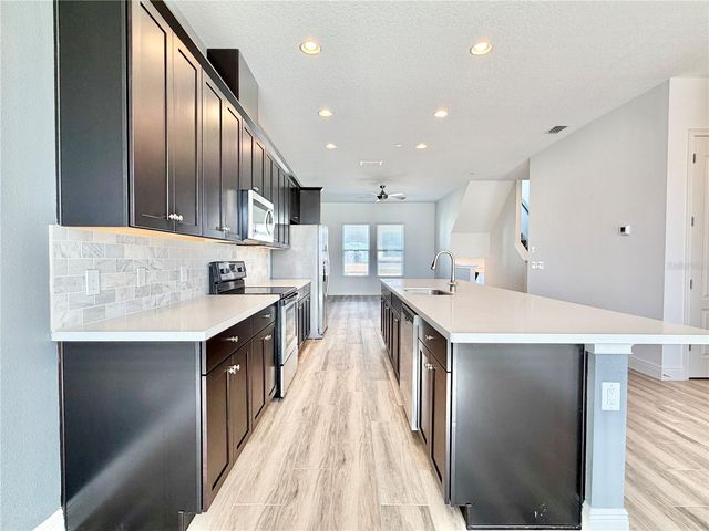 8200 ELION STREET, Orlando, FL 32827