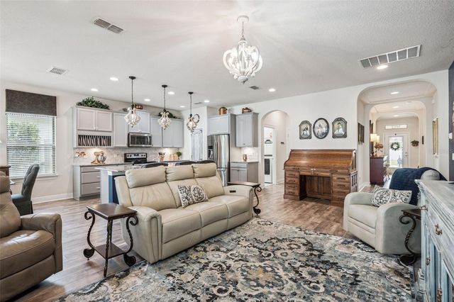 956 BOXELDER AVENUE, Minneola, FL 34715