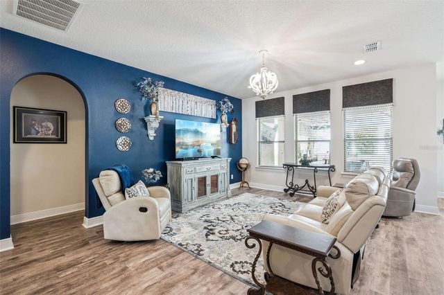 956 BOXELDER AVENUE, Minneola, FL 34715