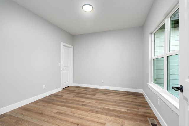 159 E Clayton Lane, Republic, MO 65738