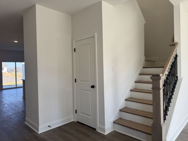 131 Dahlia Dr, La Vergne, TN 37086