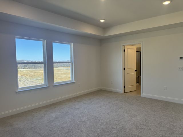 131 Dahlia Dr, La Vergne, TN 37086