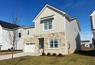 131 Dahlia Dr, La Vergne, TN 37086