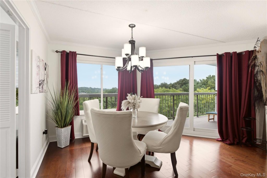 100 High Point Drive 710, Hartsdale, NY 10530 — photo 3