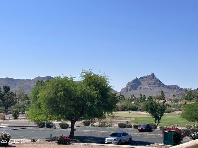 11011 N ZEPHYR Drive 112, Fountain Hills, AZ 85268