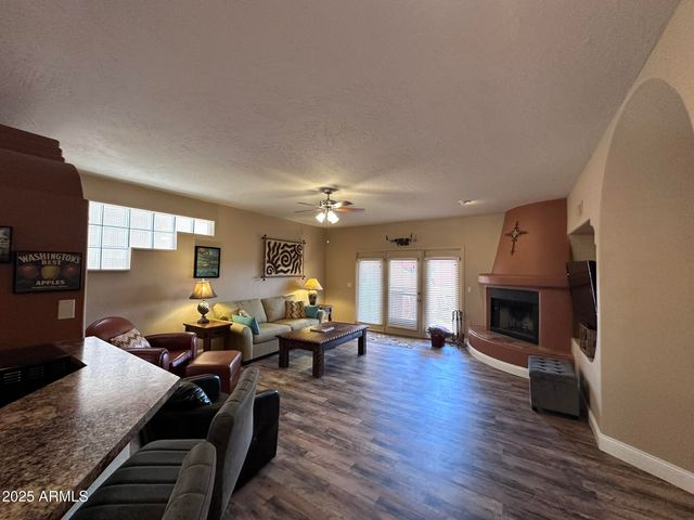 11011 N ZEPHYR Drive 112, Fountain Hills, AZ 85268