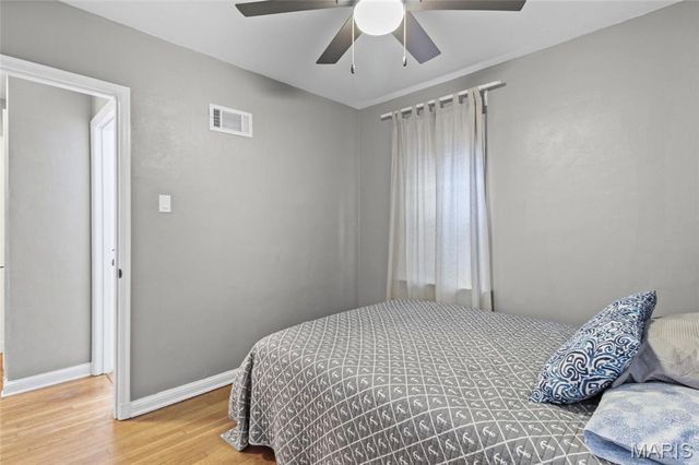 7045 Deerpath Drive, Affton, MO 63123