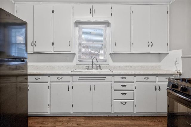 2920 Longwood Avenue, Kansas City, KS 66104