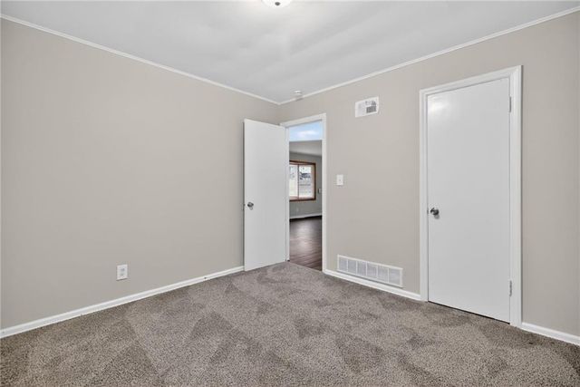 2920 Longwood Avenue, Kansas City, KS 66104