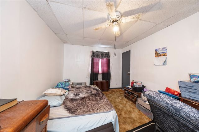 4420-4422 Walnut St, Versailles Boro, PA 15132